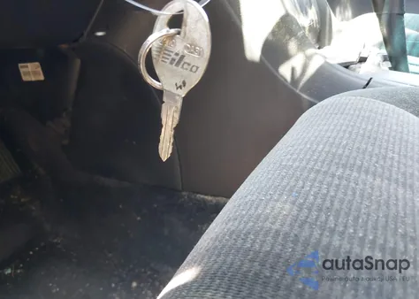 2005 Honda Accord 2.4 Lx from USA, damaged, VIN 1HGCM564X5A131044